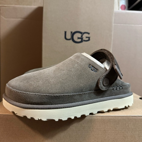 UGG Goldenstar clogs in hickory nwt - Picture 10 of 10